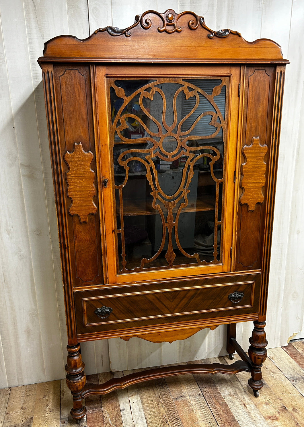 Antique china cabinet. 1920s